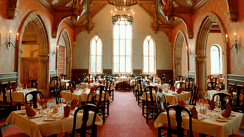Restaurante Akershus Royal Banquet Hall no Parque Disney Epcot em Orlando