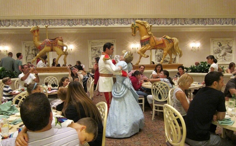Restaurantes com personagens da Disney em Orlando